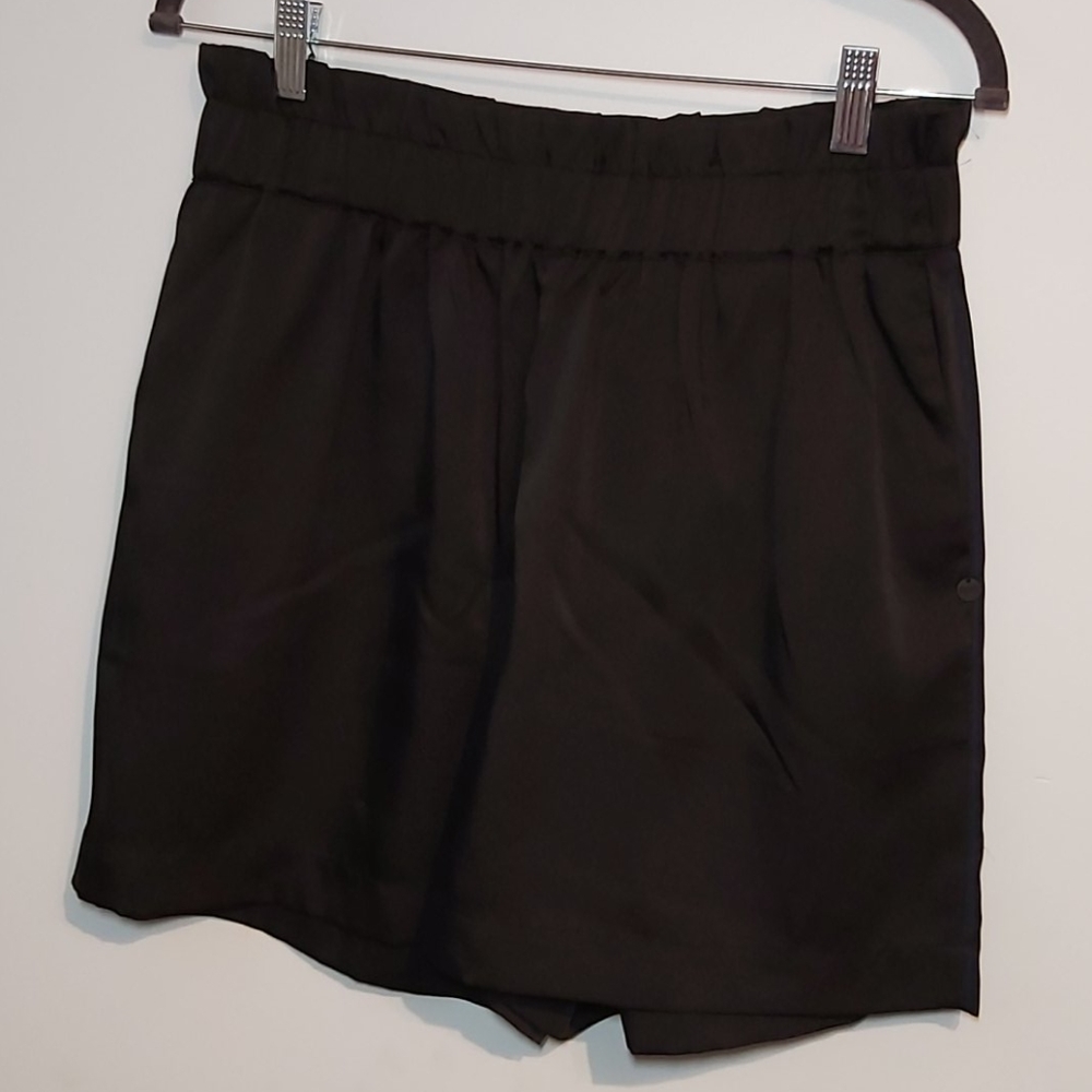 BNWT Scotch & soda black high waisted shorts